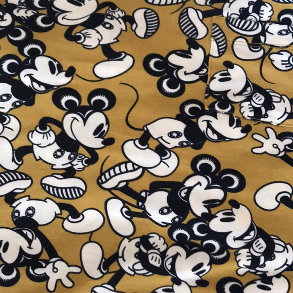 XXS Disney Carly - Picture 3 of 3